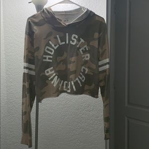 Hollister Camo Cropped Hooded Top